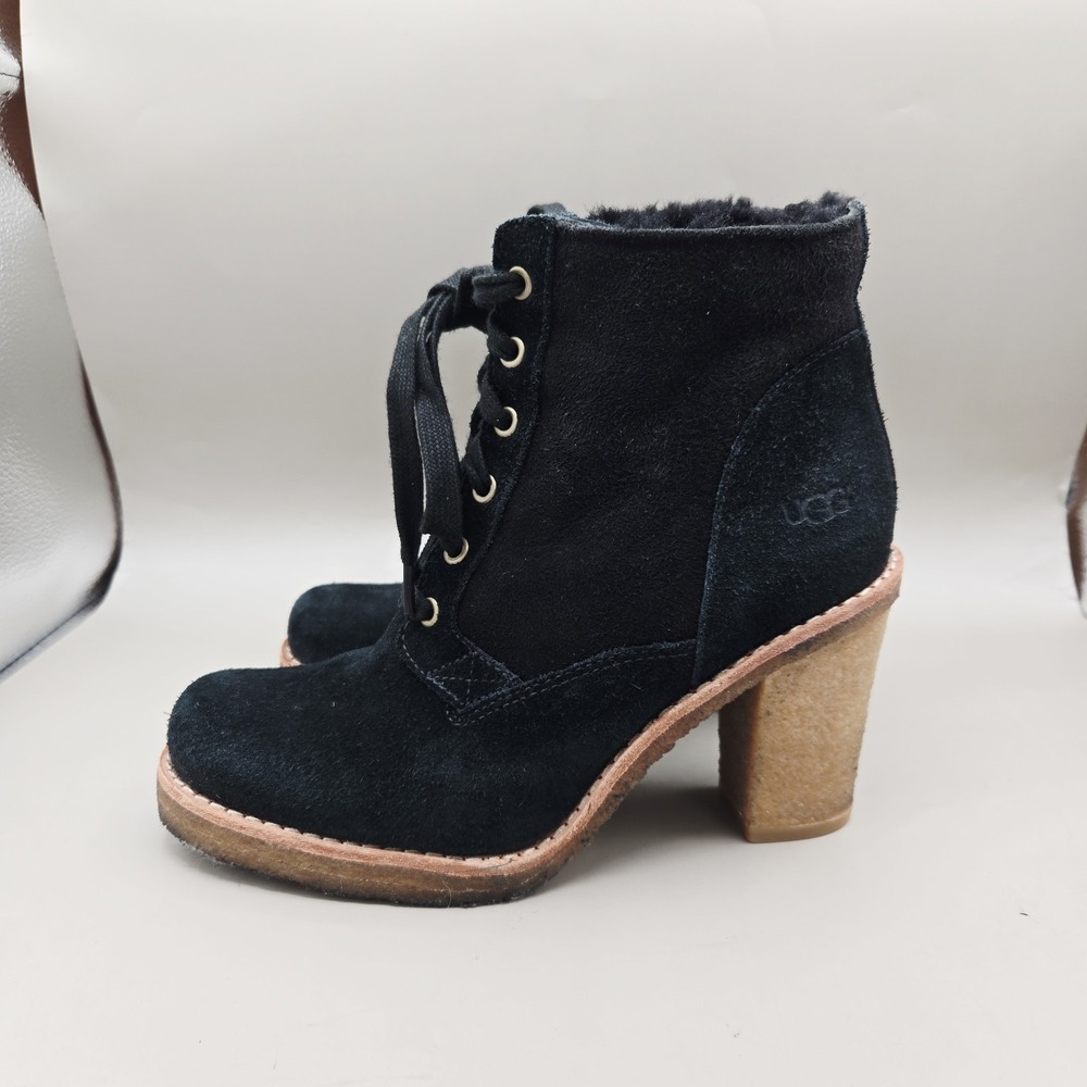 UGG‎ "SOFIA"  Lace-up Black Suede Shearling Boots Sz. 6 M
